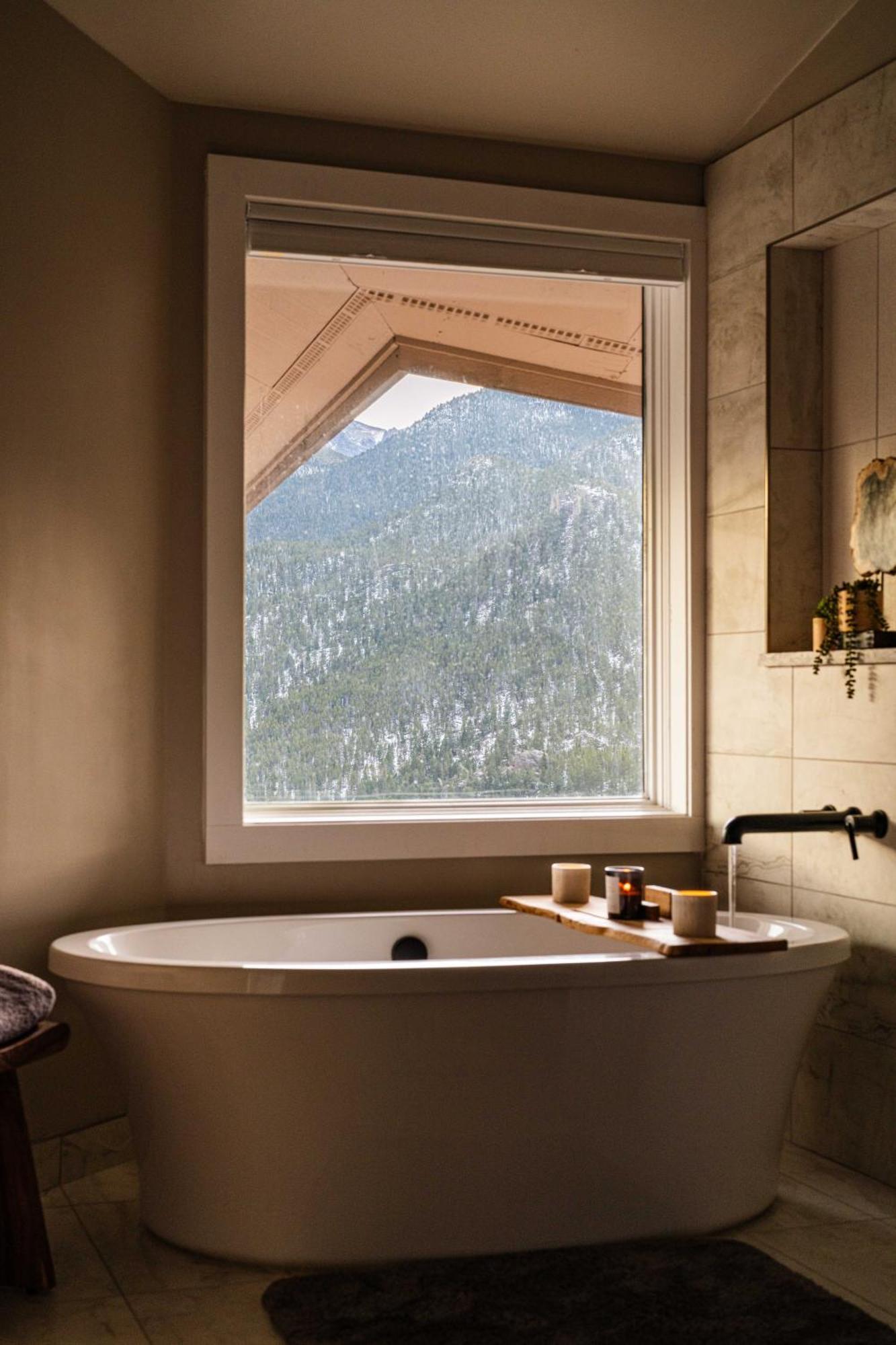 Casa De Cristal-Epic Views-Hottub-Sauna-Sleeps 10-Luxury Linens-Stocked Kitchen 埃斯蒂斯帕克 外观 照片